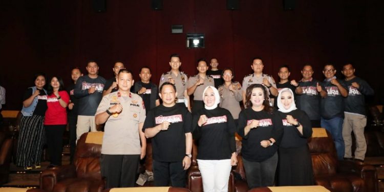 Mendagri Aja Nonton Film Sang Prawira