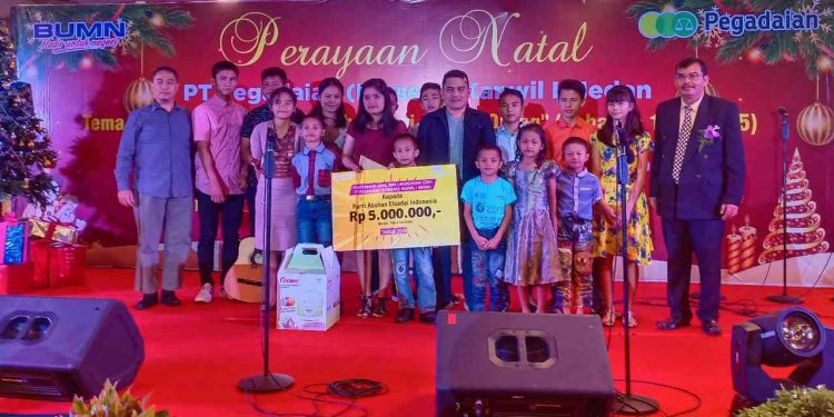 Pegawai Pegadaian Medan Diajak Tingkatkan Sinergitas dan Team Work di Momen Perayaan Natal