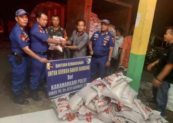 8,5 Ton Beras Bantuan Baharkam Polri Untuk Korban Banjir Bandang Labura