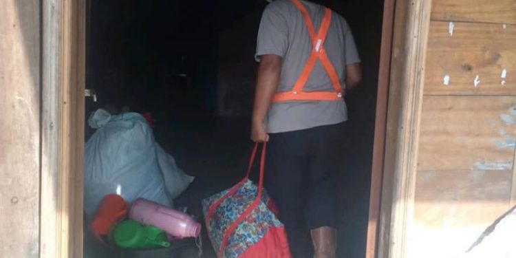 Ikut Aksi Dukung DPM, Josua Saragih Malah Diusir dari Rumah Kontrakan