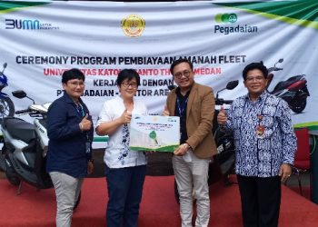 Rektor Ajak Civitas UNIKA Santo Thomas Jadi Nasabah Pegadaian