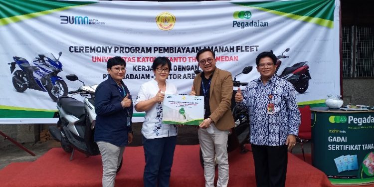 Rektor Ajak Civitas UNIKA Santo Thomas Jadi Nasabah Pegadaian