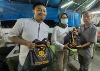 Komjen Agus Andrianto Kirim Ratusan Paket Sembako Untuk Jurnalis