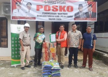 Peduli Banjir, Asian Agri Salurkan Sembako di 3 Provinsi di Sumatera
