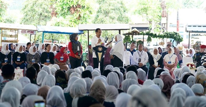 Presiden Jokowi puji Keripik Tempe Bilqis binaan PNM Mekaar