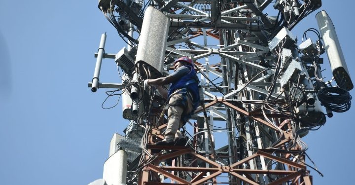 Jaga Performa Jaringan Selama Pemilu 2024 Trafik Data XL Axiata Naik 11%