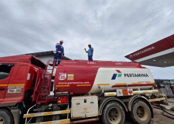 Pertamina Terapkan Distribusi Energi Non Reguler di Pesisir Selatan Sumbar Pasca Banjir