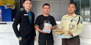 Petugas Security KAI Bandara Medan Amankan Tas Penumpang Berisi Uang Rp24, 255 Juta Yang Tertinggal