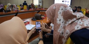 PLN UP3 Medan – Dharma Wanita Persatuan Dinas PPSDM Sumut Sosialisasikan Penggunaan PLN Mobile