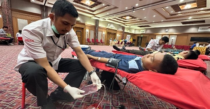Indosat Sumatra – PMI Gelar Donor Darah di Tiga Kota
