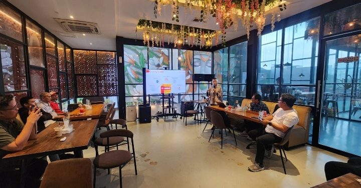 Telkomsel Ajak Masyarakat Proaktif Laporkan Nomor Handphone Pelaku Penipuan Lewat 1166