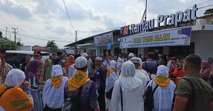 KAI Divre I Sumut Kembali Layani Rombongan Jemaah Haji Kabupaten Labuhanbatu