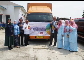 UMKM Mitra Binaan Pertamina Raja Patin Ekspor Perdana Kerupuk Kulit Ikan Patin ke Malaysia