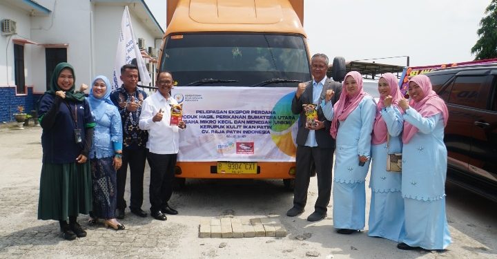 UMKM Mitra Binaan Pertamina Raja Patin Ekspor Perdana Kerupuk Kulit Ikan Patin ke Malaysia