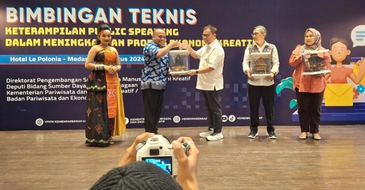 Sofyan Tan: 2025 Tahun Berat Bagi Indonesia, Pelaku Ekraf Diharapkan Tingkatkan Kreatifitas