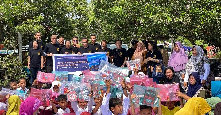 Hotel Santika Premiere Medan Gelar CSR Di Sialang Buah dan Donor Darah Bersama PMI