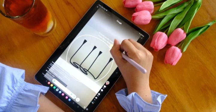 Galaxy AI di Galaxy Tab S9 FE Mudahkan Mahasiswa Back to Campus