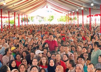 Sofyan Tan Wujudkan Mimpi Orang Susah Bisa Berkuliah