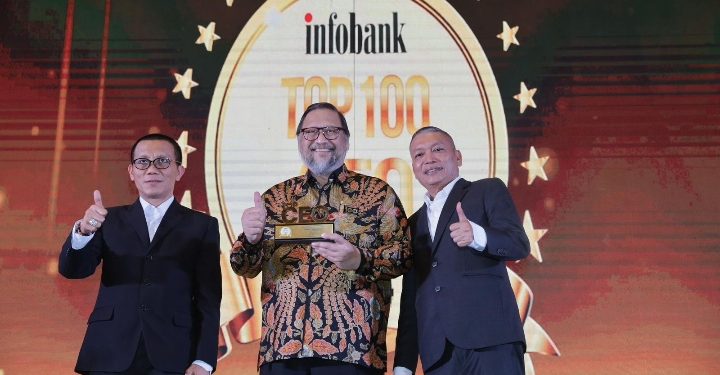 Presdir Bank Mestika Achmad S Kartasasmita Raih Penghargaan TOP 100 CEO 2024