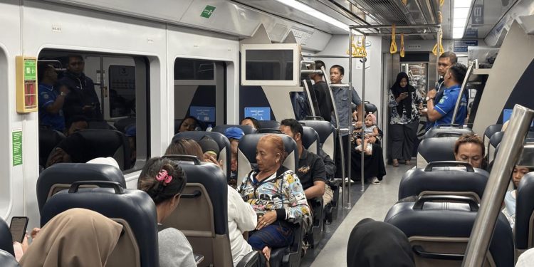 KAI Bandara Angkut 110.597 Penumpang Selama Libur Waisak