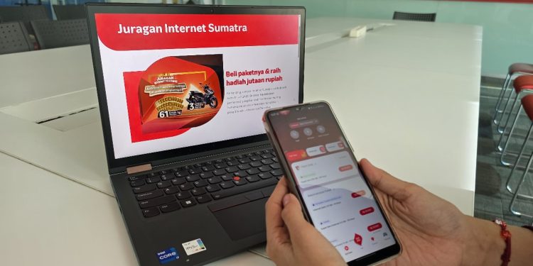 Telkomsel Umumkan Pemenang Program Juragan Internet di Area Sumatera, Bagikan Hadiah Yamaha Aerox hingga Emas Batangan