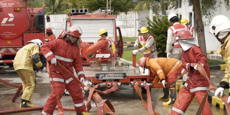 Pertamina Patra Niaga Regional Sumbagut Gelar Simulasi Penanggulangan Keadaan Darurat di IT Teluk Kabung dan Kantor Regional Medan