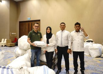 Santika Premiere Dyandra Hotel & Convention Medan Donasikan 2.205 Paket Linen Untuk Korban Banjir di Sumatra