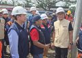 Dirut PTPN IV dan Direktur Hubungan Kelembagaan PTPN I Dampingi COO Danantara Tinjau Pembangunan Huntara di Aceh