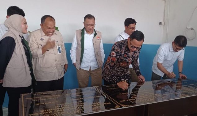 Wamendagri Resmikan Tiga Satuan Pelayanan Pemenuhan Gizi di Bawah Naungan Yayasan Kadin Sumut