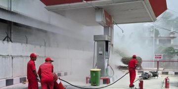 Pertamina Patra Niaga Regional Sumbagut Gelar Simulasi Penanggulangan Keadaan Darurat di Padang Untuk Perkuat Kesiapsiagaan Penanganan Kebakaran SPBU