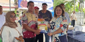 Bulog Sumut – Komite II DPD RI Salurkan Beras dan Minyak Goreng Premium Deliserdang