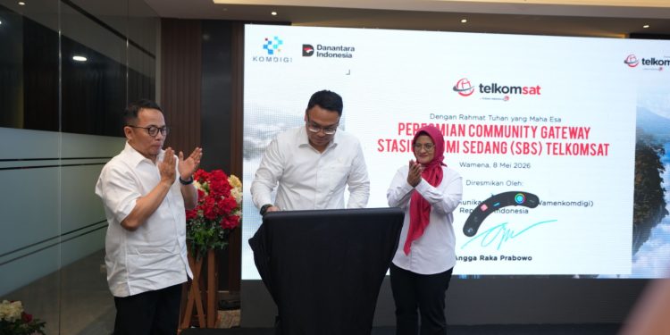 TelkomGroup Resmikan Community Gateway di Stasiun Bumi Sedang Wamena Papua
