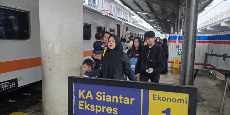 KA Siantar Ekspres Sudah Layani 6.473 Pelanggan di Libur Kenaikan Yesus Kristus