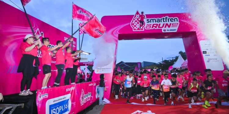 SMARTFREN Fun Run 2026 di Lampung Sukses, Kampanyekan “Jagoan Sinyal Se-Indonesia”