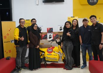 Program IM3 Pasti Simpel Bikin Pelanggan Sumatera Pulang Bawa Motor Listrik