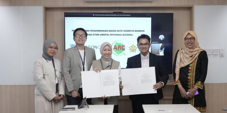 ParagonCorp dan ARC Universitas Syi’ah Kuala Eksplorasi Potensi Nilam Aceh untuk Pengembangan Bahan Aktif Kosmetik