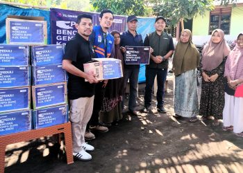 Seluruh BTS Pulih, XLSMART Salurkan Bantuan Lanjutan bagi Masyarakat Terdampak Bencana di NTT