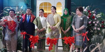 Ketua Dekranasda Kota Medan Airin Rico Waas Resmikan Gallery Torose, Angkat Pesona Tenun Karo Ke Kancah Modern