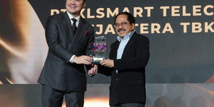 XLSMART Raih 4 Penghargaan, Hadirkan Konektivitas yang Lebih Luas dan Bertanggung Jawab