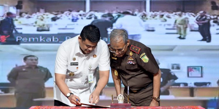 Gubernur Sumut Bobby Nasution Gandeng Kejaksaan Tinggi Untuk Cegah Penyimpangan Anggaran Sekolah