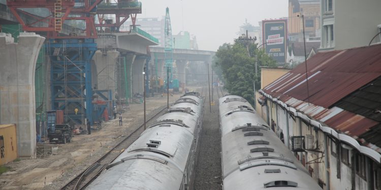 Kabut Asap Selimuti Sumut, KAI Pastikan Perjalanan Kereta Api Tetap Normal