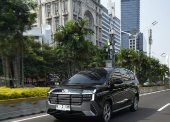 Hyundai STARGAZER Cartenz Hadir dengan SmartSense dan Bluelink untuk Mobilitas Aman, Diperkenalkan di Medan dengan Harga Mulai Rp249, 4 Juta