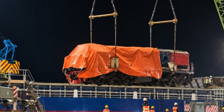 KAI Perkuat Layanan Kereta Api Sumut dengan Tiga Lokomotif Tambahan